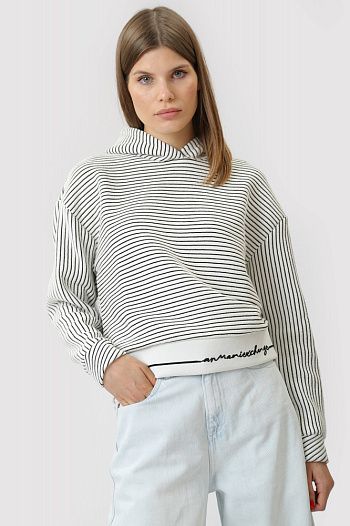 Худи Armani Exchange