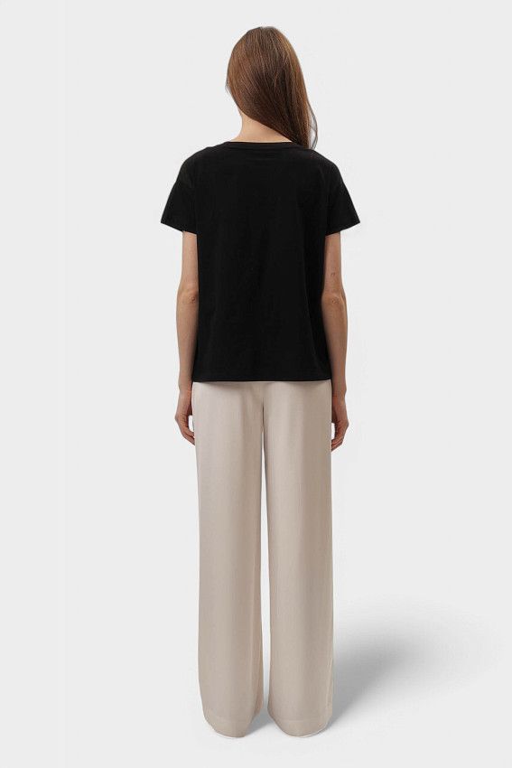 Футболка Armani Exchange Черный