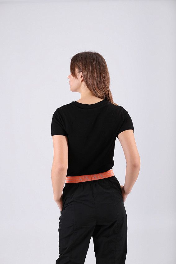 Футболка Armani Exchange Черный