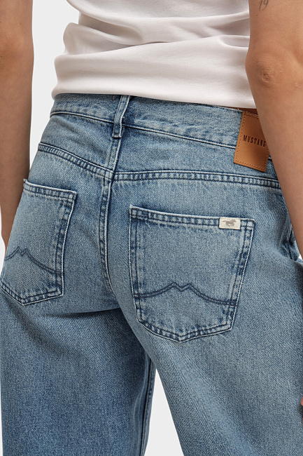 Джинсы Mustang