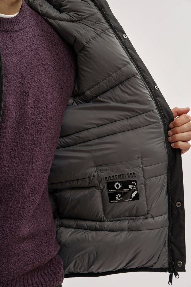 BMG0994 Куртка пуховая Bikkembergs Черный