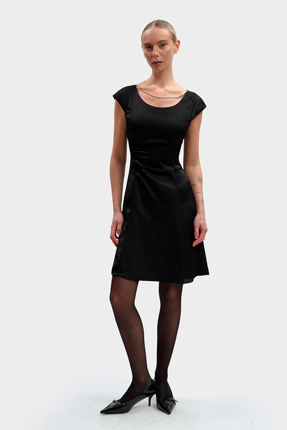 Платье Armani Exchange Черный