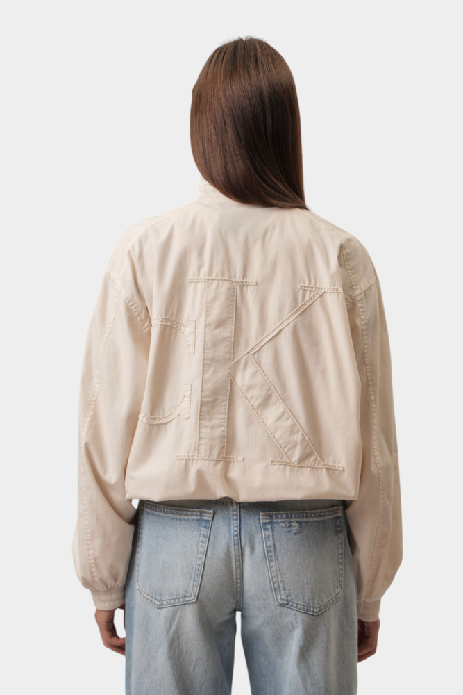 J20J225502 ветровка calvin klein jeans 