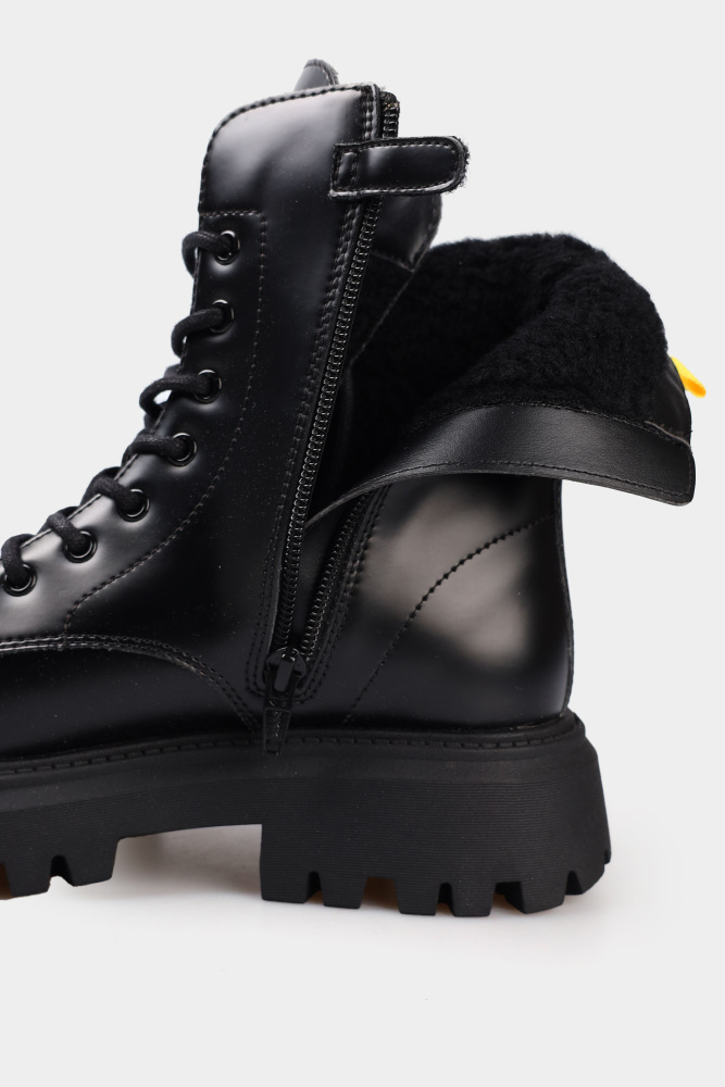 J46M6J000CN Ботинки Geox Черный