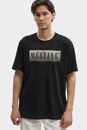 Футболка Mustang