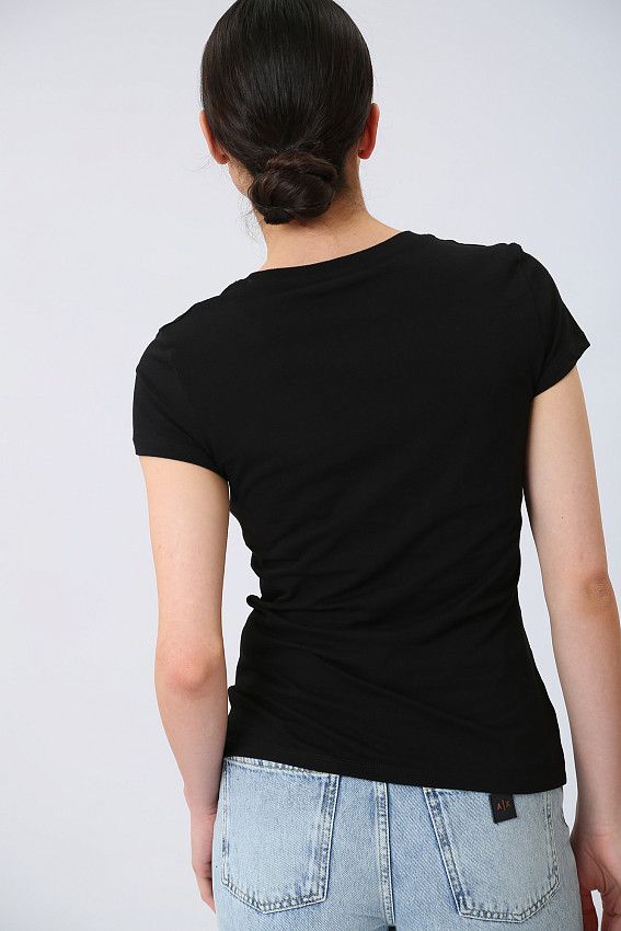 Футболка Armani Exchange Черный