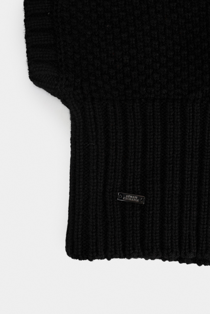 XW001501_AF16604 Шапка Armani Exchange Черный