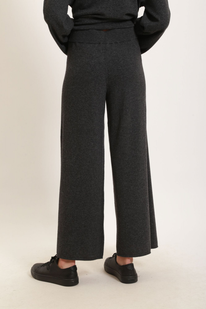 56P00293-0F000701 брюки trussardi 