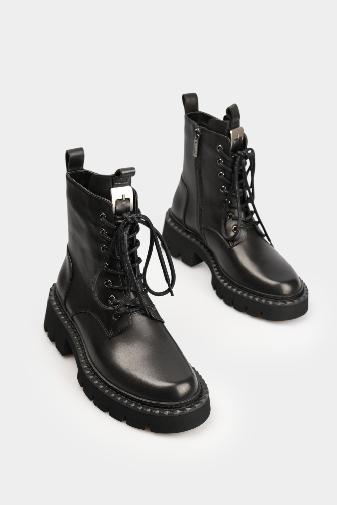 W0050B-7D08-1 Ботильоны Graciana Черный