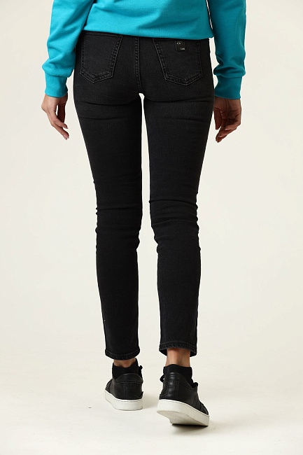 Джинсы SUPER SKINNY MEDIUM CROPPED Armani Exchange