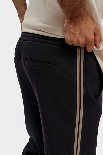Брюки спортивные Armani Exchange - купить спортивные брюки Armani Exchange в интернет-магазине, цены в Москве и Краснодаре - Мёд
