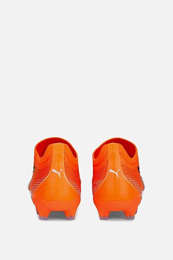 Футбольные бутсы Puma