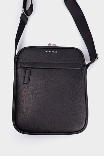 Сумка кожаная Trussardi
