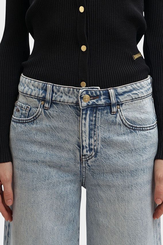 Джинсы Armani Exchange