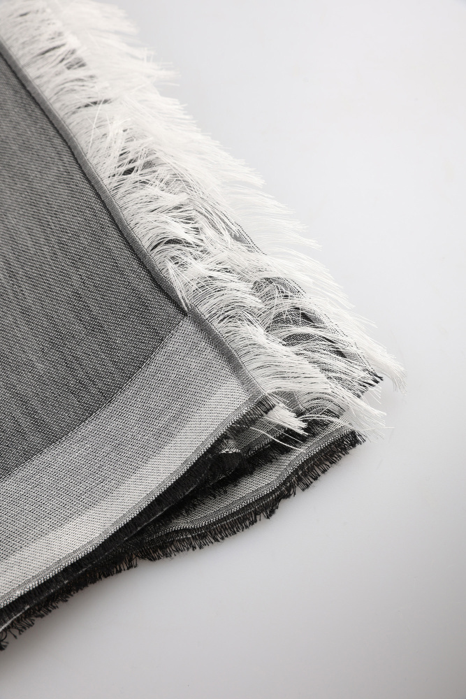 521133_805001 Шарф Karl Lagerfeld Черный