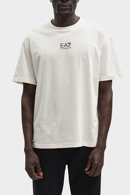 Футболка EA7