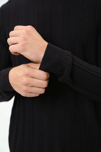 Джемперы, свитеры и кардиганы