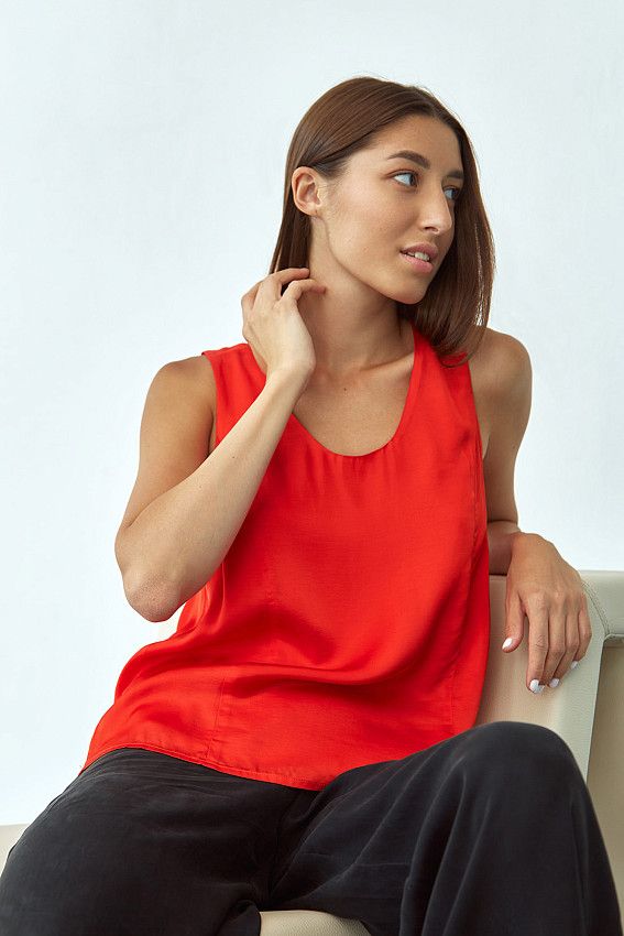 Топ The Hills Красный