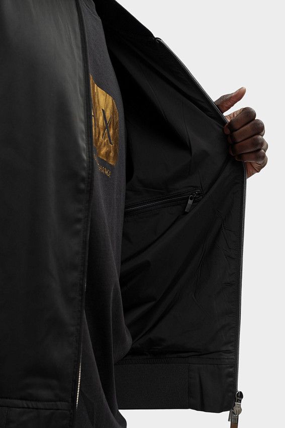 Бомбер Armani Exchange Черный