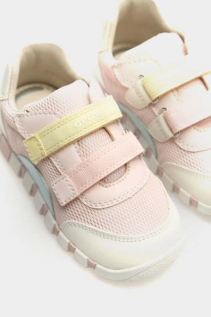 Кроссовки Geox