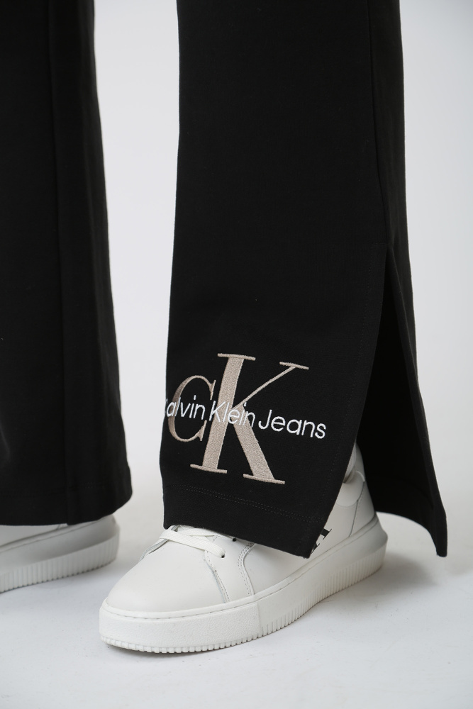 J20J222245 брюки спортивные calvin klein jeans 