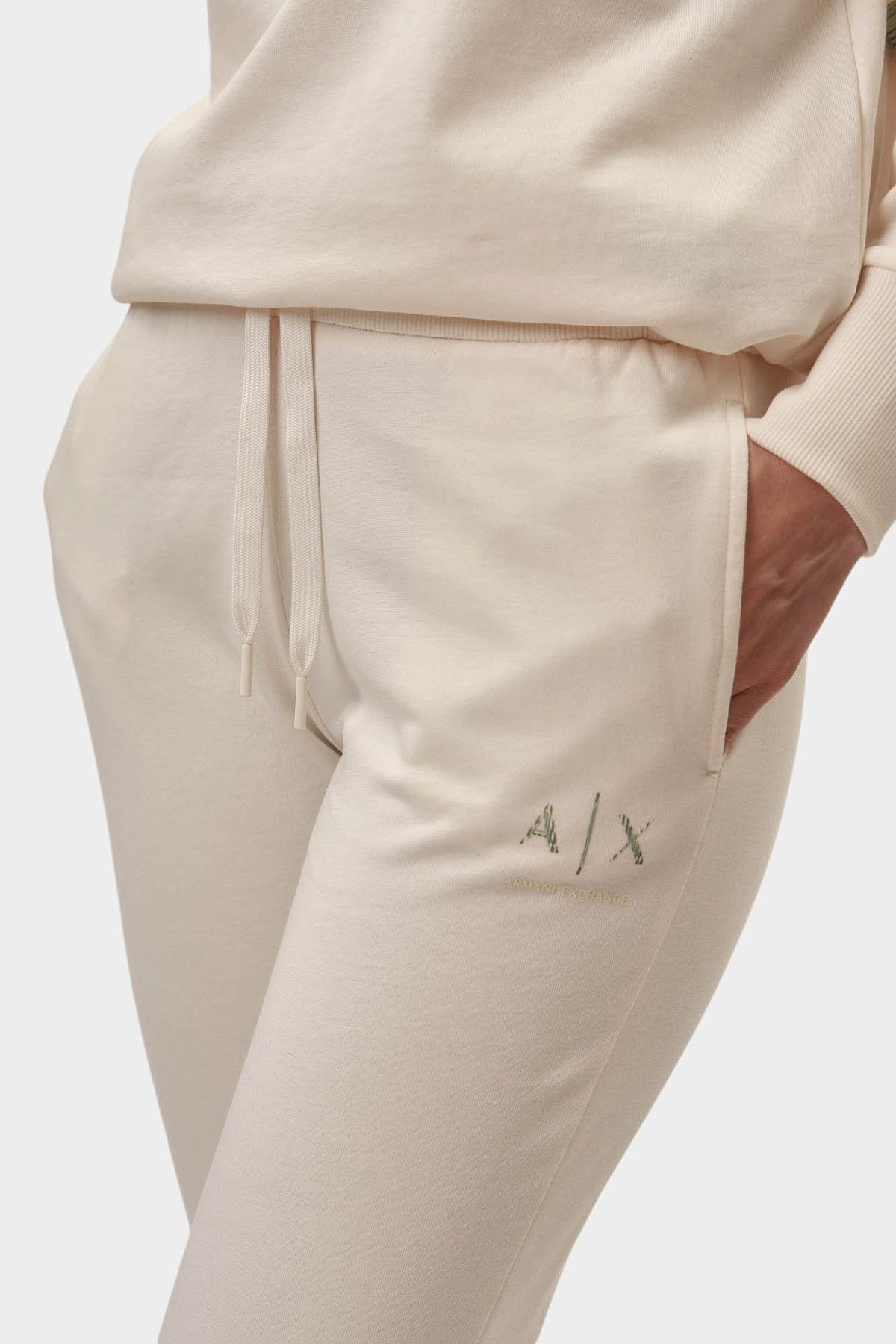 Брюки спортивные Armani Exchange Молочный