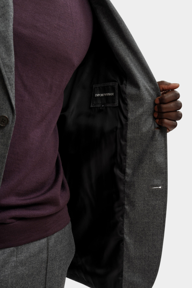 EM001012_ AF18507 Пиджак Emporio Armani Серый
