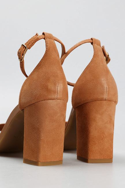 Босоножки Geox