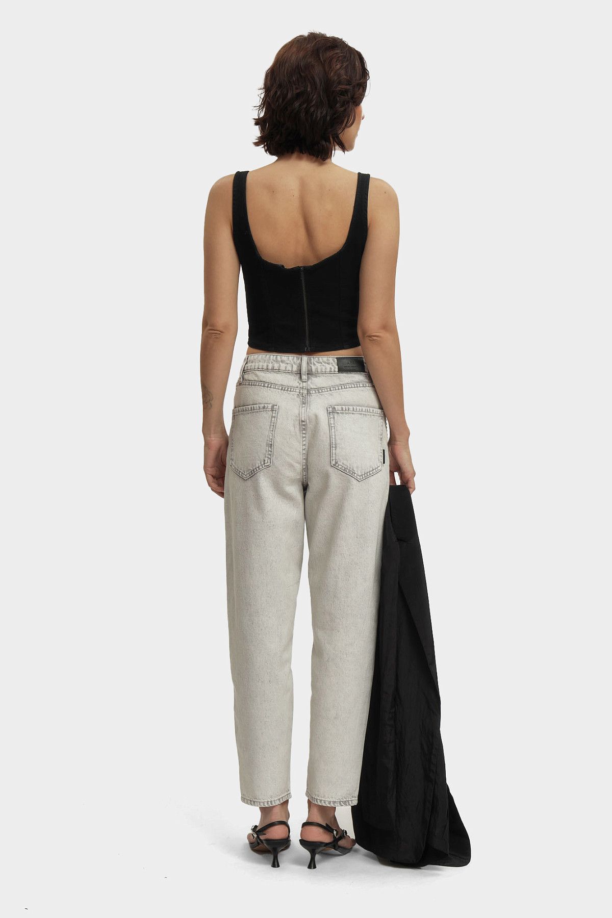 Джинсы Armani Exchange
