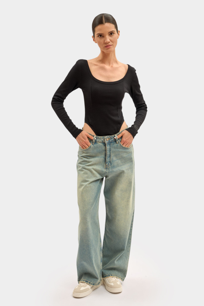 VW-FAT-20-525 боди van mich 