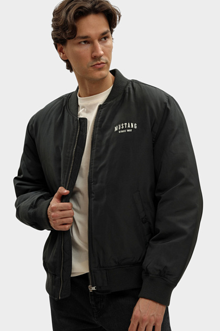 Бомбер Mustang