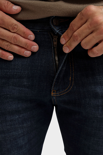 Джинсы Emporio Armani