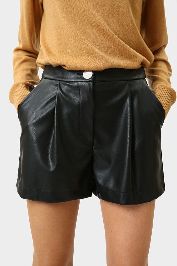 Шорты кожаные Armani Exchange
