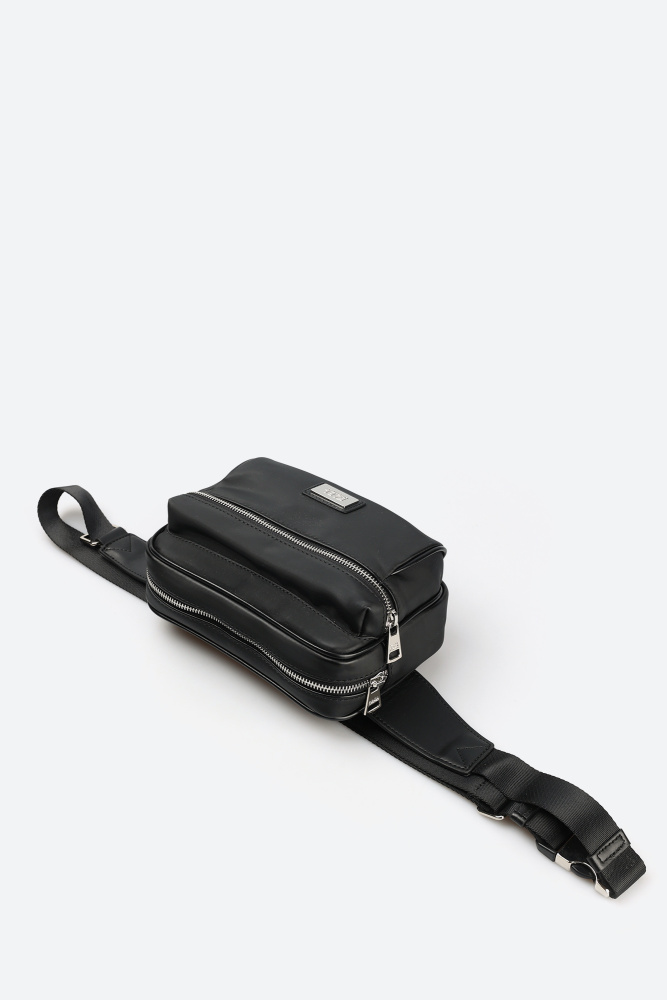 541113_805929 Сумка на пояс Karl Lagerfeld Черный