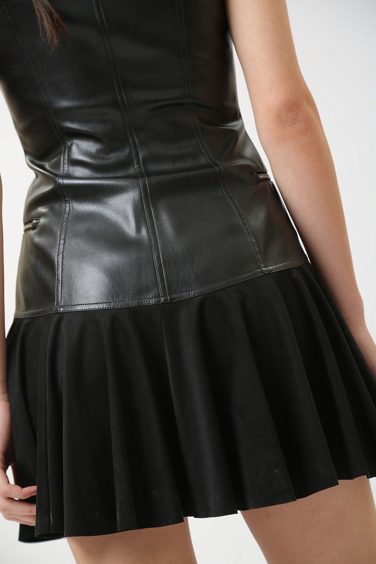 Платье Armani Exchange Черный
