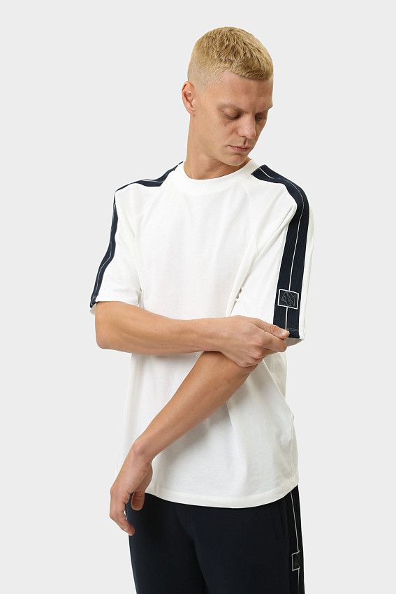 Футболка Armani Exchange Белый