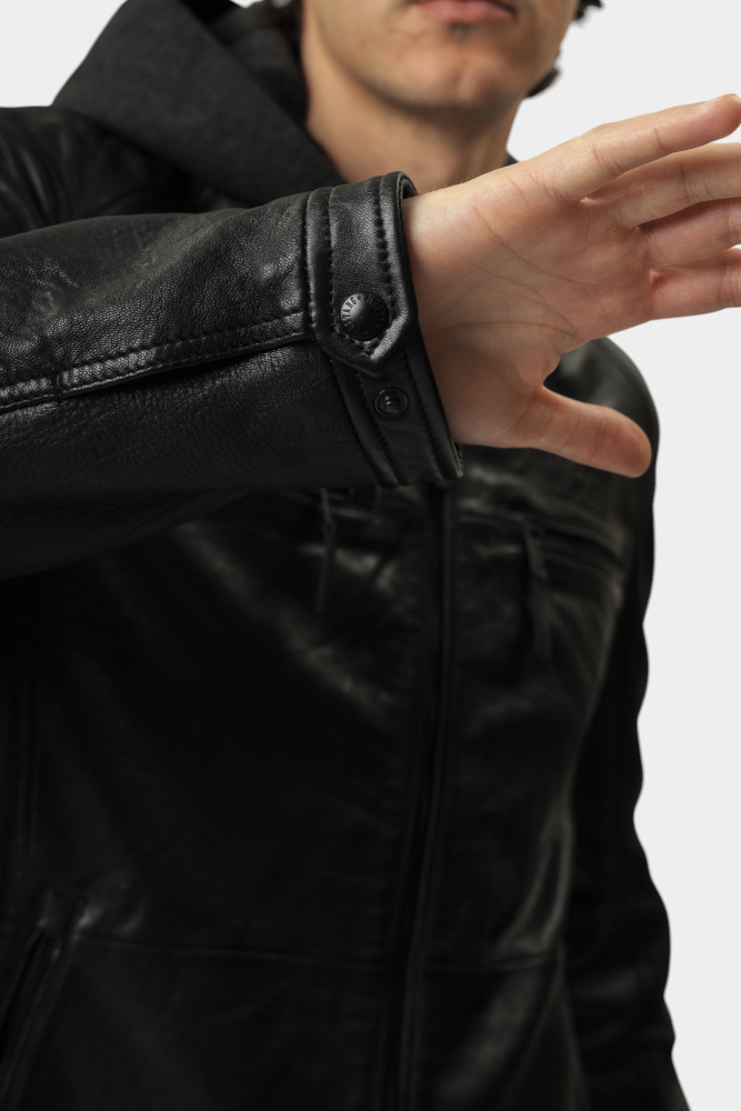 MU-M251-288 Куртка кожаная Mustang Черный