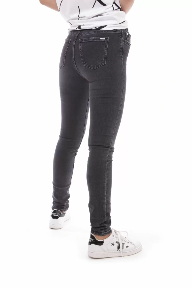 3HYJ24_Y2NHZ джинсы super skinny high rise armani exchange 