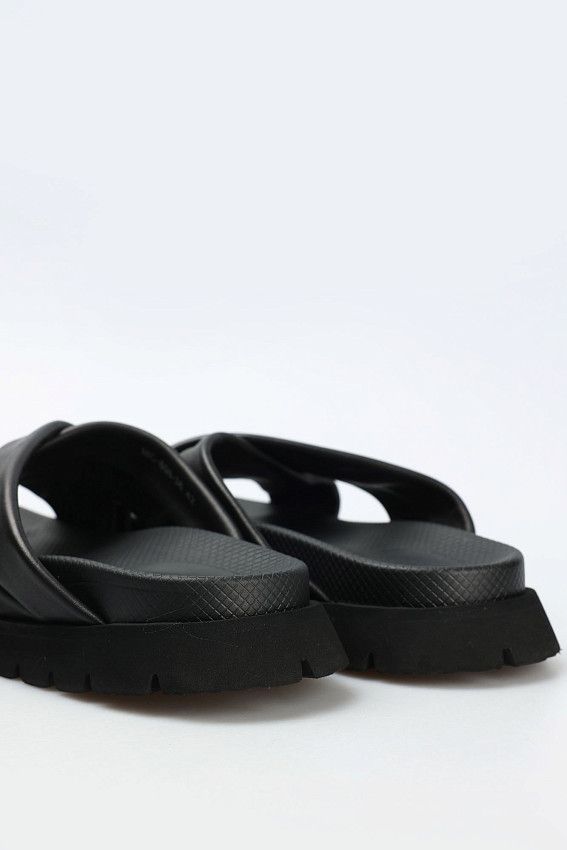 Шлепки Marc Cony Черный