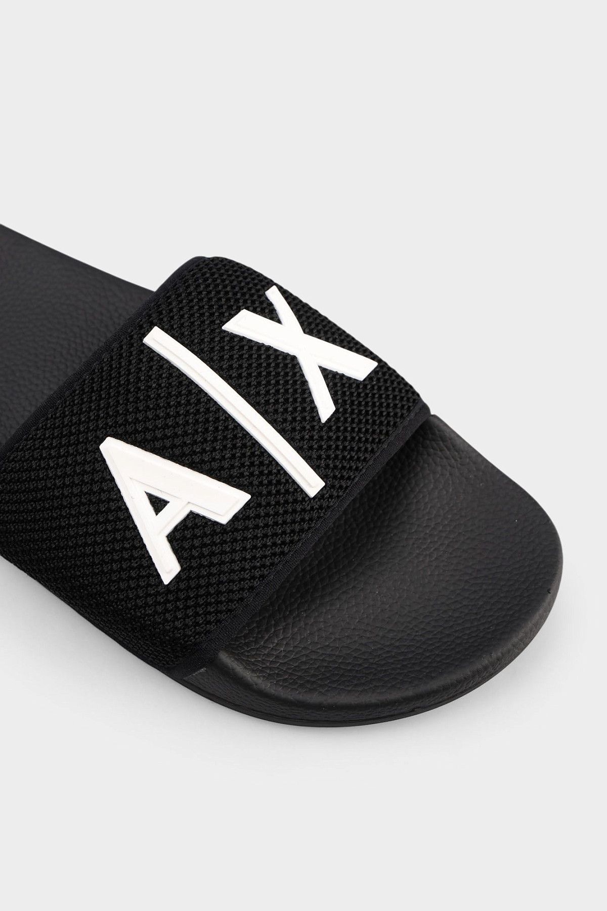 Шлепанцы Armani Exchange Черный