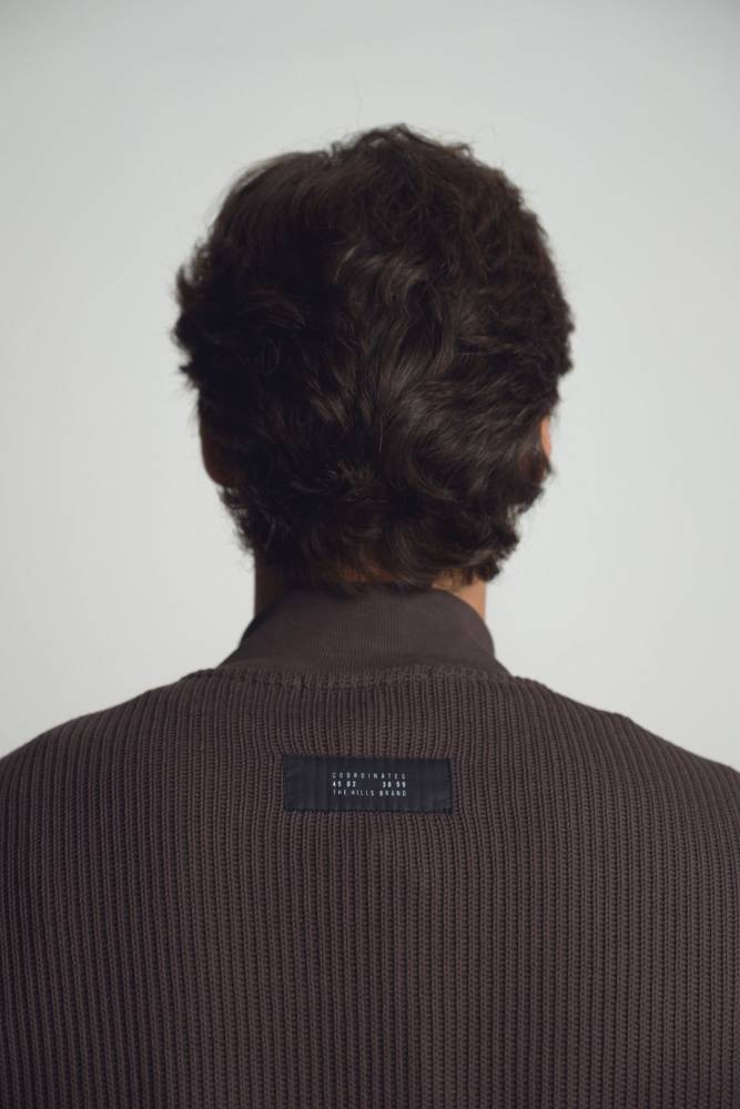 M-252-THT-56-2005 Джемпер The Hills Хаки