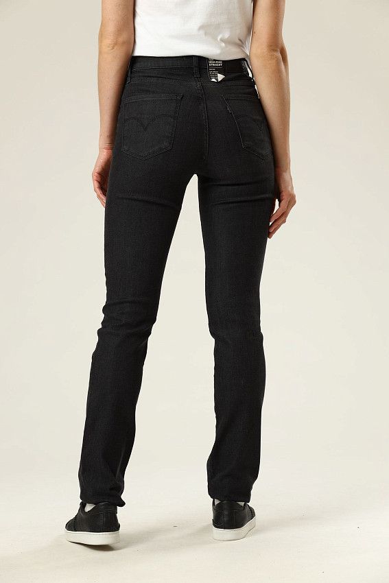 Джинсы 724 HIGH RISE STRAIGHT Levi`s