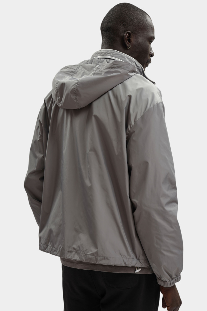 561557_505009 Куртка Karl Lagerfeld Серый