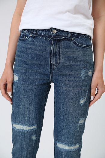 Armani Exchange