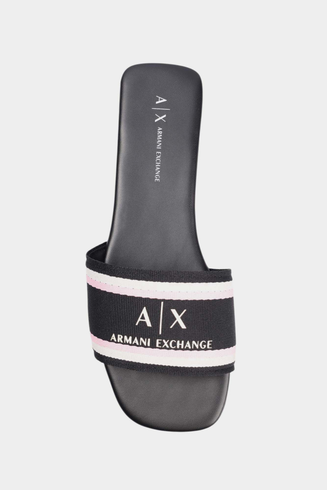 XDP056_XV922 Шлепки Armani Exchange Черный
