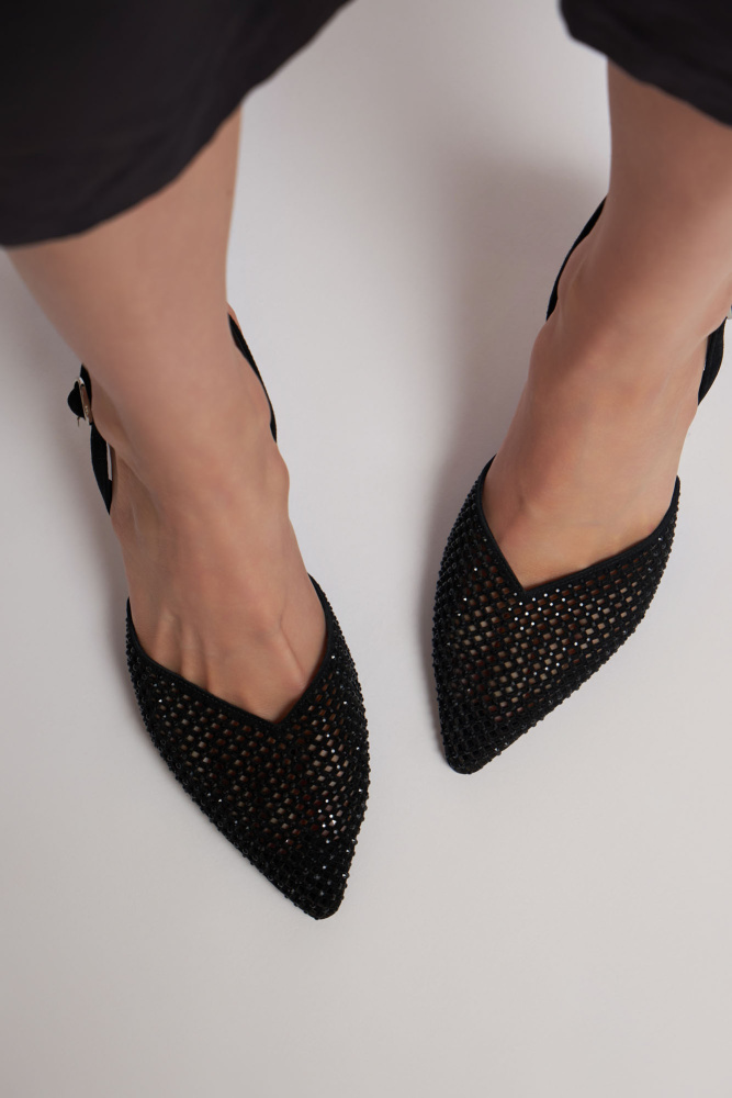 MC21235 Босоножки Marc Cony Черный