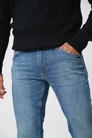 Джинсы Strellson