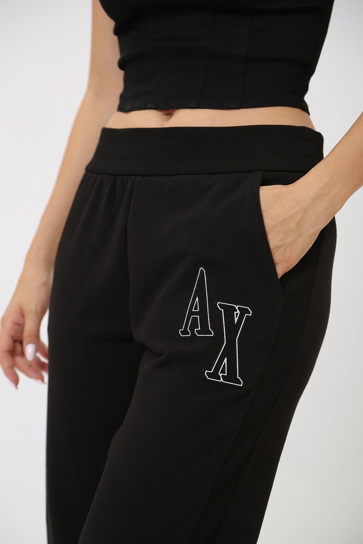 Брюки спортивные Armani Exchange Черный