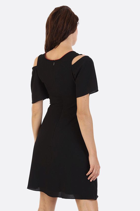 Платье Armani Exchange Черный