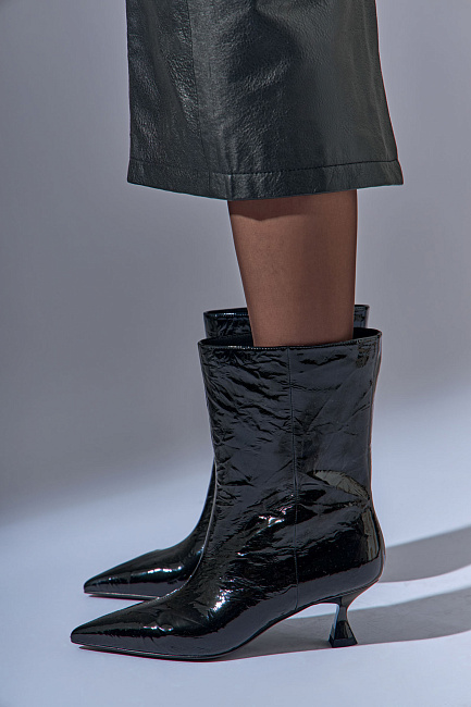 Ботильоны закрытые Red Pin